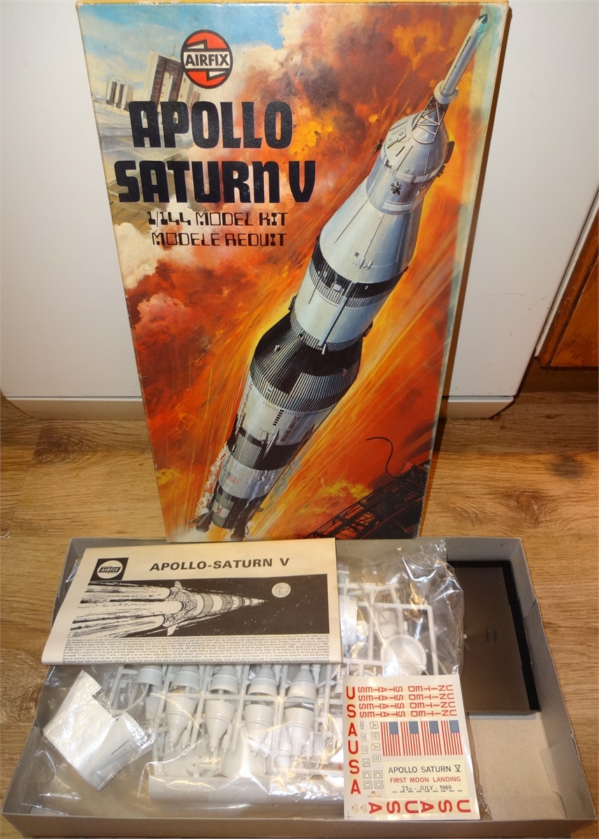 Airfix Cat.No.091705 Series 9 1/144 Scale Apollo Saturn V Model Kit