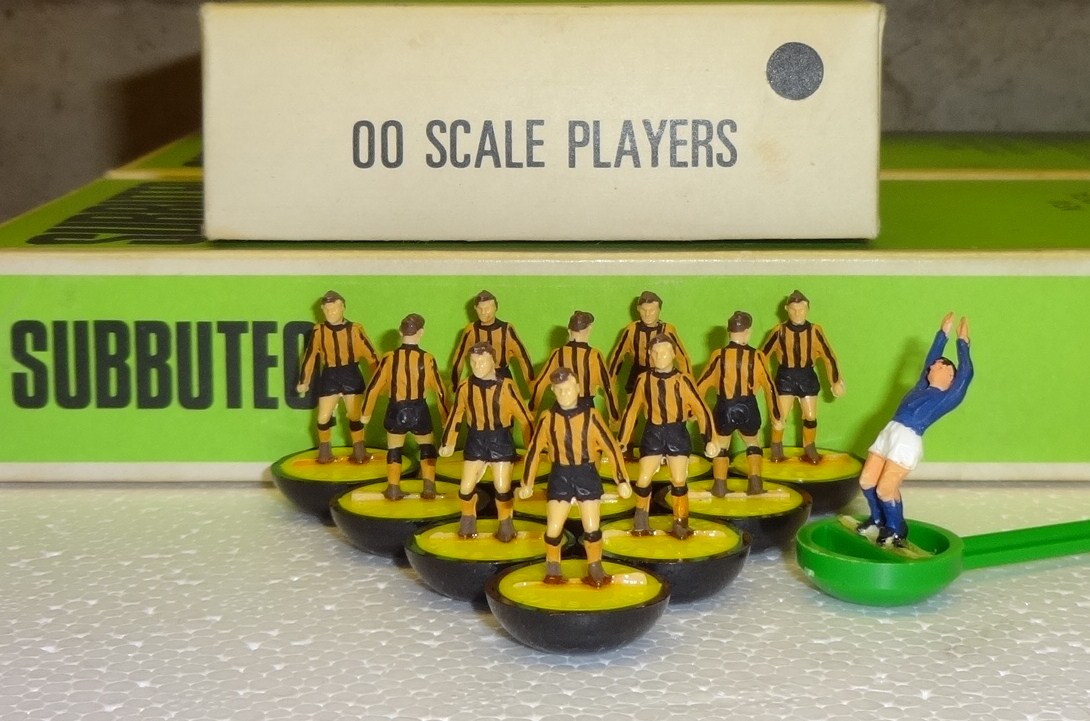 Équipe Subbuteo Barnet Ou Hull City – Version HW – Occasion Excellent état