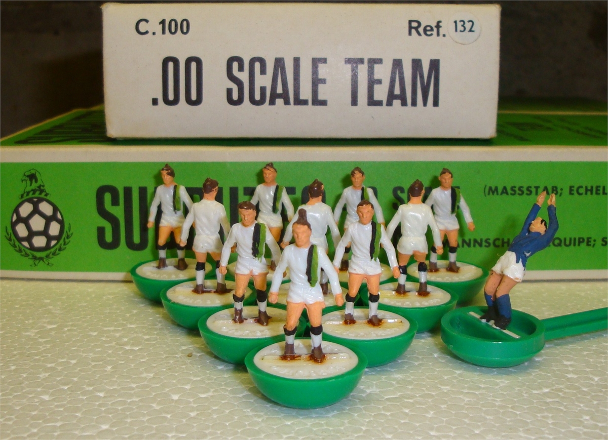 Jeu Subbuteo LW 445 - Equipe Allemagne De L'Ouest - Très Bon état