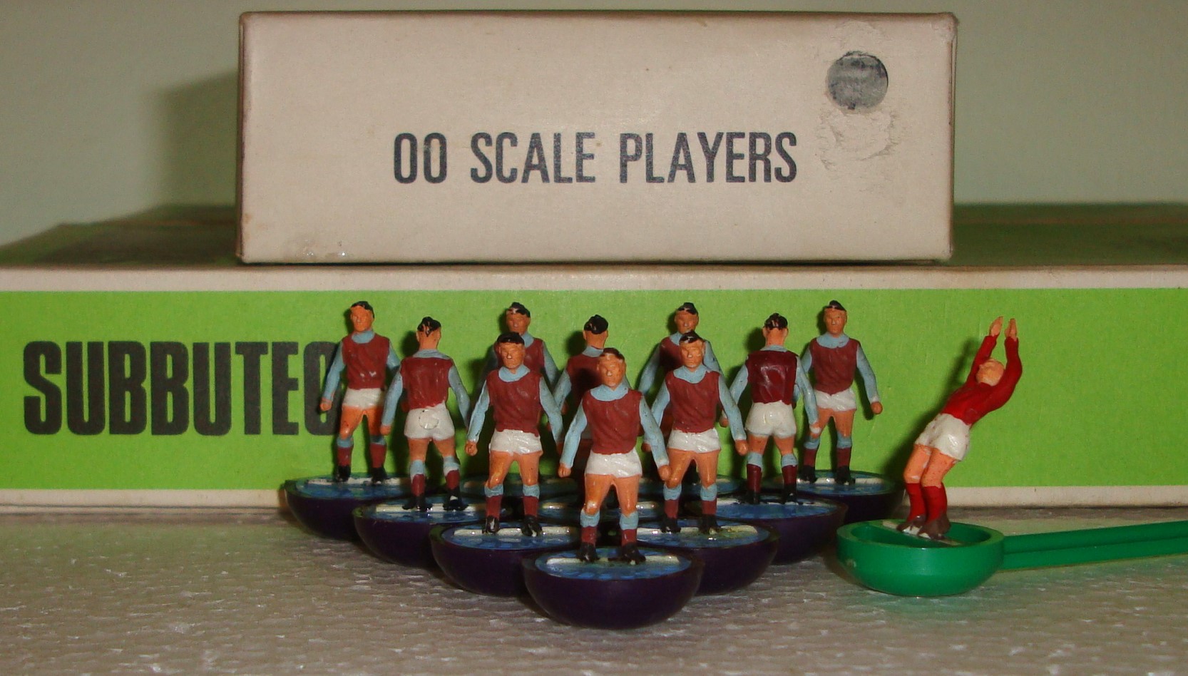 Subbuteo Heavyweight Team Ref 7 West Ham Early Mid 1970 S Base